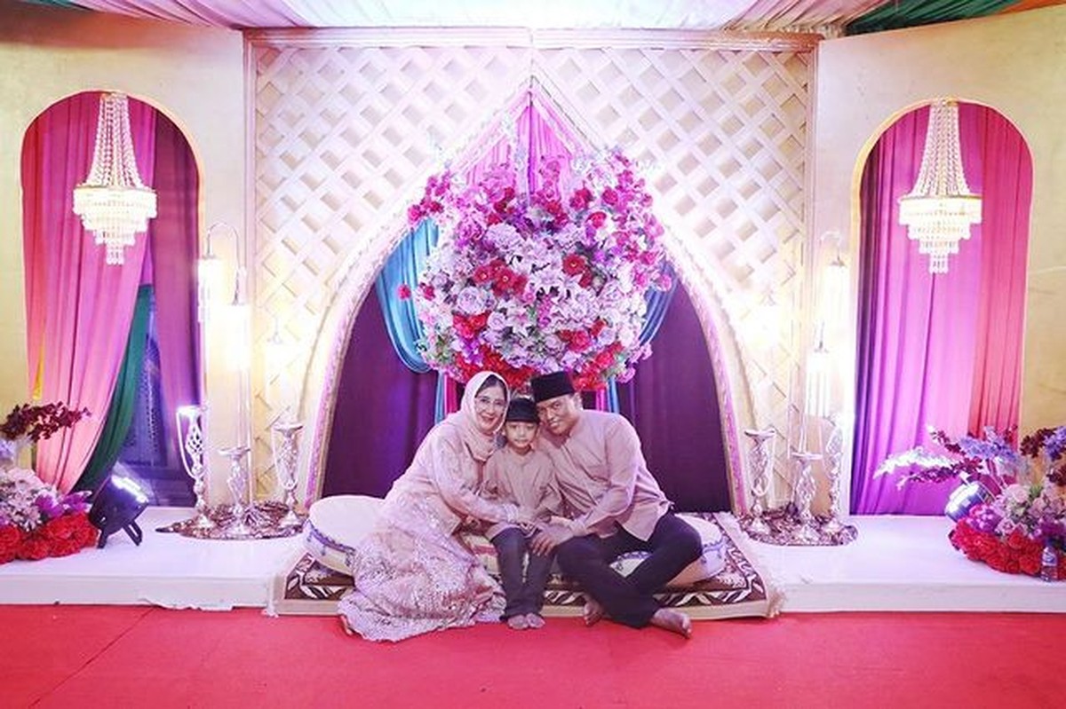 Momen tasyakuran 7 bulanan sekaligus perayaan ulang tahun yang ke 40