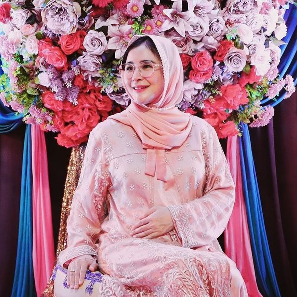 Momen tasyakuran 7 bulanan sekaligus perayaan ulang tahun yang ke 40