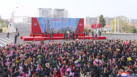Konser Anti-Propaganda AS hingga Hukum Kerja Paksa Pencuri Jagung Korea Utara menerapkan sejumlah kebijakan yang dinilai aneh di bawah pimpinan Kim Jong Un.