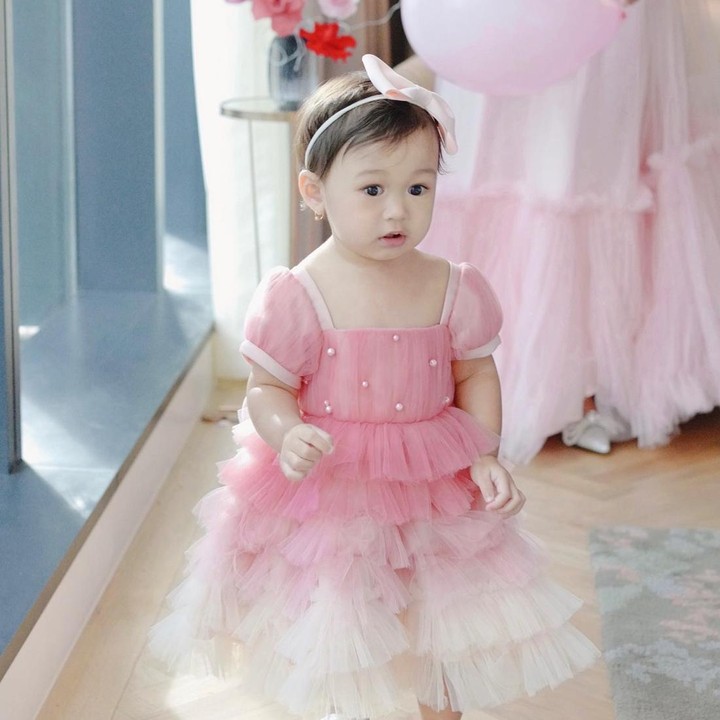 <p>Dari beberapa foto tersebut, potret Baby Rumi mana yang paling menggemaskan menurut Bunda? (Foto: Instagram @dianpelangi)</p>