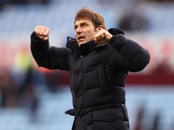 Tottenham Lagi On Fire, Conte Malah Positif COVID-19