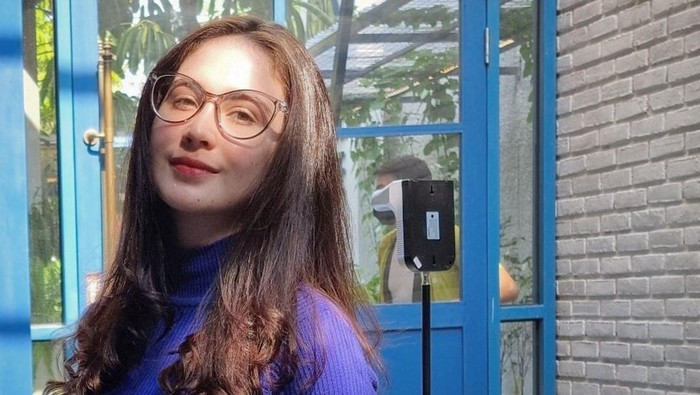 Jarang Tersorot, Ini Sederet Potret Anak Perempuan Arumi Bachsin yang Mirip Dirinya