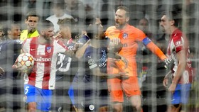 Kronologi 'Gelut' Massal Atletico vs Manchester City