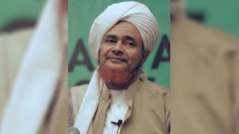 Ulama sekaligus pendakwah asal Yaman, Habib Umar bin Hafidz, dicintai muslim Indonesia, kenapa dia jadi salah satu ulama berpengaruh di dunia?