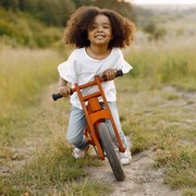 Mengenal Manfaat Balance Bike, Sepeda Tanpa Pedal untuk Latih Keseimbangan Anak