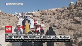 VIDEO: Meski Puasa, Jemaah Ramai Kunjungi Jabal Rahmah