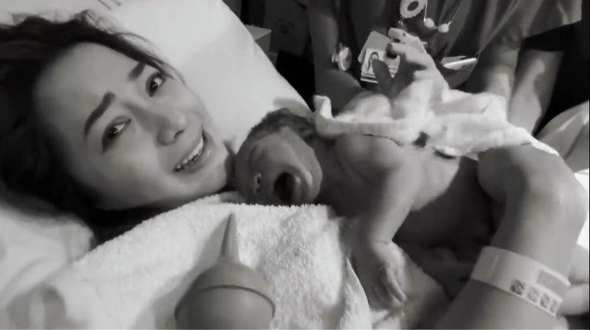 Momen lahiran Nikita Willy