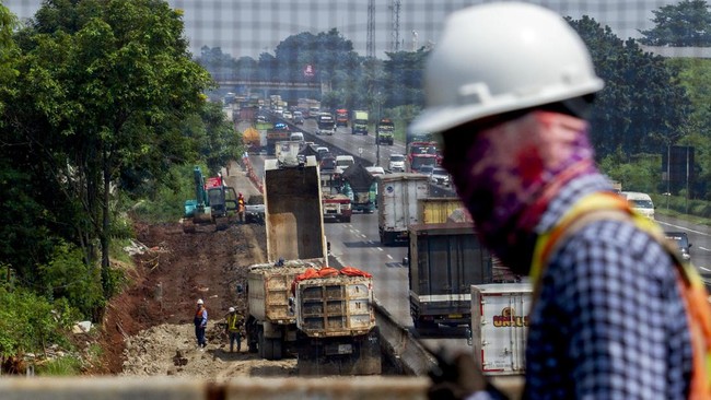 FOTO: Mengukur Proyek Pelebaran Jalan Tol Jakarta-Cikampek