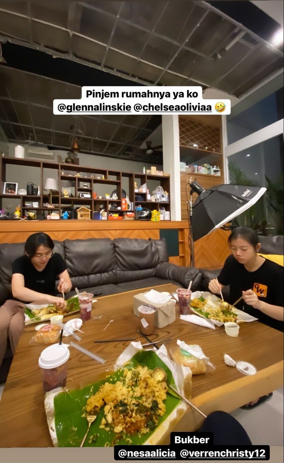 Potret rumah Chelsea Olivia yang Ambruk