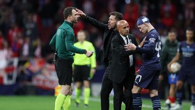 Atletico vs Man City: Simeone Protes, Foden Cengar-cengir