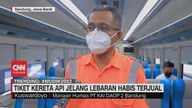 VIDEO: Tiket Kereta Api Jelang Lebaran Habis Terjual