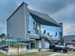 Melihat Masjid Salman Rasidi dengan Desain Lumbung Padi di Soreang Bandung