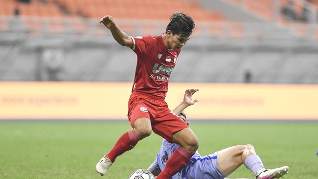 Indonesia All Star U-20 berhasil merebut peringkat ketiga turnamen IYC 2021 usai mengalahkan Bali United U-18 secara dramatis di JIS, Selasa (19/4).