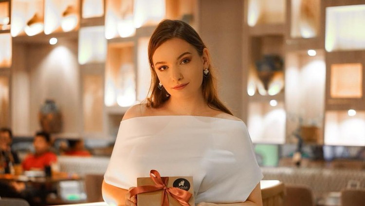 model cantik bosnia, lami