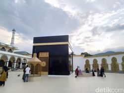 Matahari Akan Ada di Atas Kabah, Saatnya Cek Arah Kiblat