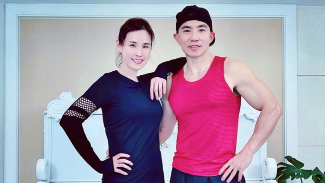 Live streaming aktor Taiwan Liu Genghong disetop Douyin karena dinilai 'memamerkan' dada.