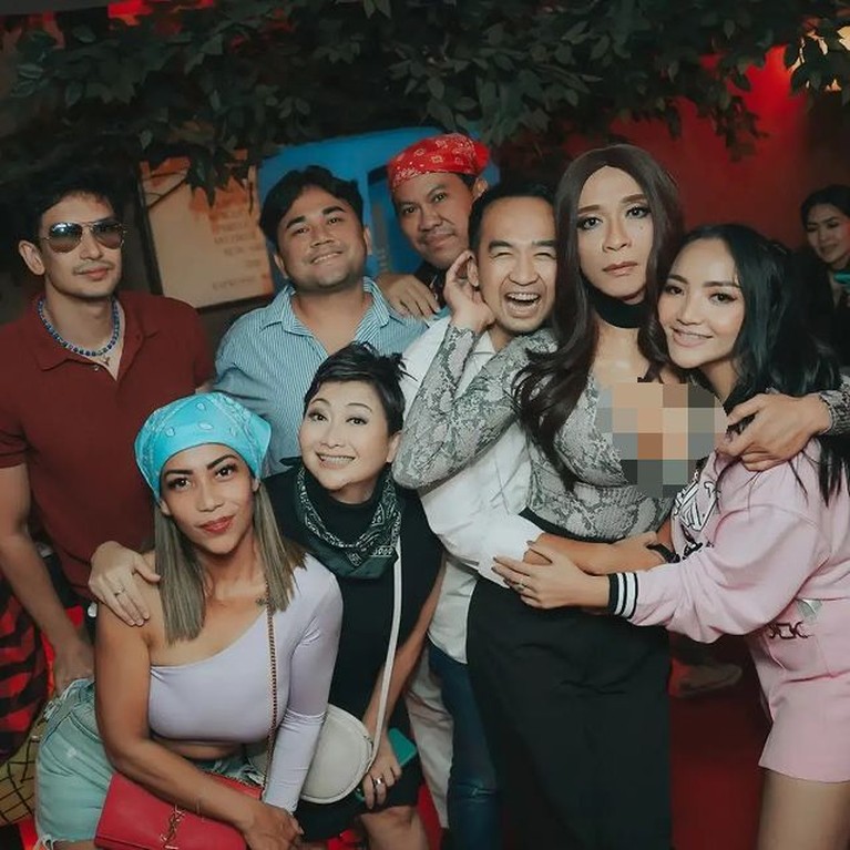 Aming Penampilan Aming hadiri ultah Wulan Guritno