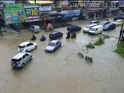 3 Jam Diguyur Hujan, 5 Jalan Protokol di Samarinda Terendam Banjir