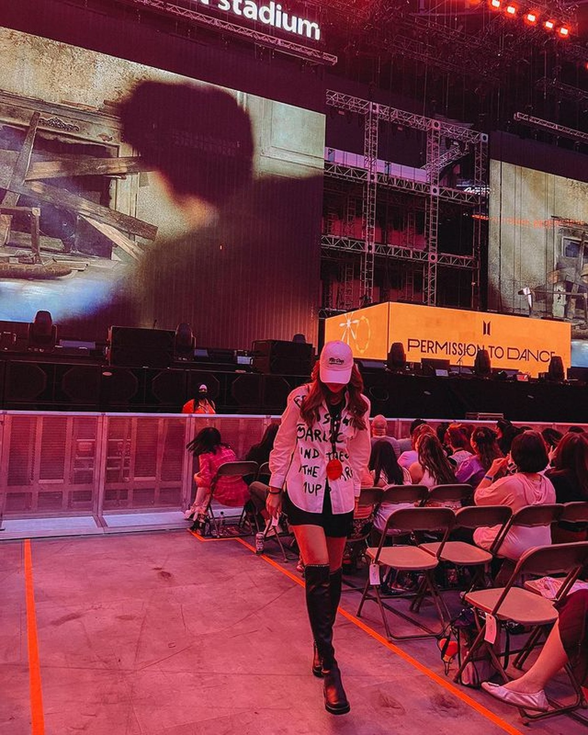 Luna Maya nonton konser BTS di Las Vegas