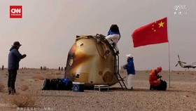 VIDEO: Detik-detik Tiga Astronaut China Sukses Mendarat di Bumi