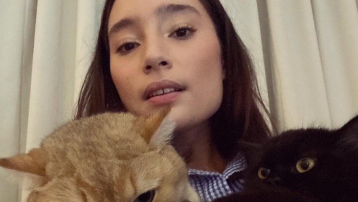 Tatjana Saphira memulai kariernya di industri hiburan sebagai model video klip Bagus Band yang berjudul 'Pendamping Hatimu'./ foto: instagram.com/tatjanasaphira