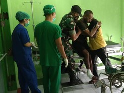 Pria Mabuk Bawa Parang Serang Pos Koramil di Maybrat, Pelaku Ditembak