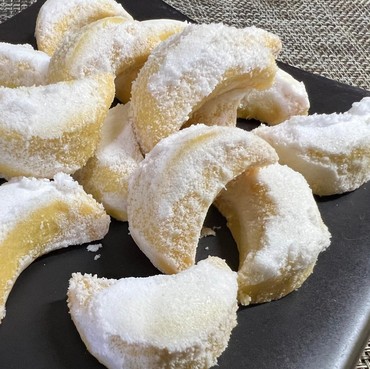 Resep Kue Lebaran Putri Salju yang Lumer di Mulut