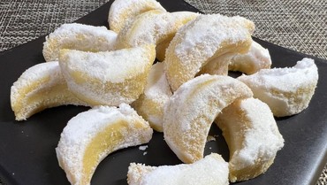 img-title Resep Kue Lebaran Putri Salju yang Lumer di Mulut