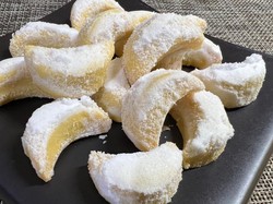 Resep Kue Putri Salju yang Legit Renyah Klasik untuk Suguhan Lebaran