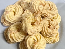 Resep Kue Semprit Keju yang Lumer untuk Sajian Lebaran