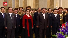 VIDEO: Momen Kim Jong-un Rayakan 110 Kelahiran Kim Il-sung