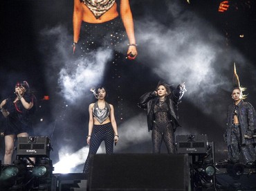 img-title Gegara Hal Ini, 2NE1 Rahasiakan Persiapan Reuni Di Coachella 2022