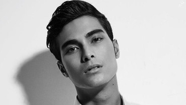 img-title Pamer Momen Baptis Ditemani Samuel Zylgwyn, Unggahan Cinta Brian Disorot