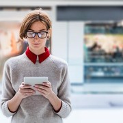 4 Zodiak yang Dikenal Cupu Tapi Memiliki Kecerdasan yang Luar Biasa, Kamu Termasuk Nggak?