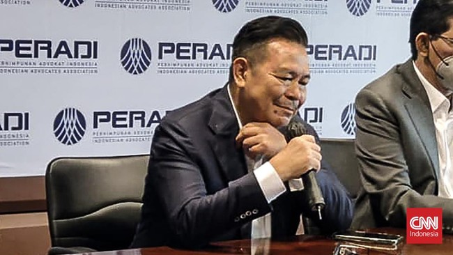 Anggota Perhimpunan Advokat Indonesia (Peradi) dengan ketua Otto Hasibuan ditolak untuk bersidang di Pengadilan Negeri (PN) Jakarta Selatan.