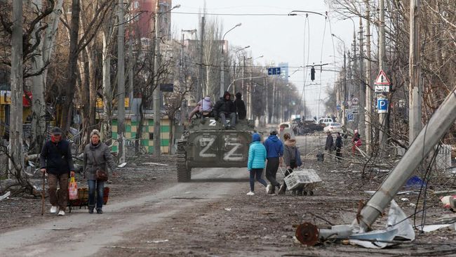 Kehancuran Ukraina usai 100 Hari Invasi Rusia hingga AS Beri Amunisi Ukraina mengalami kehancuran yang cukup parah terutama di wilayah timur dan selatan usai 100 hari agresi Rusia di negara itu.
