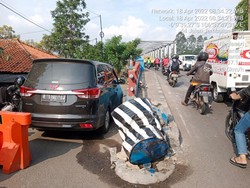 Petugas Dishub Tertabrak Mobil di Tangerang, Pengemudi Diduga Ngantuk