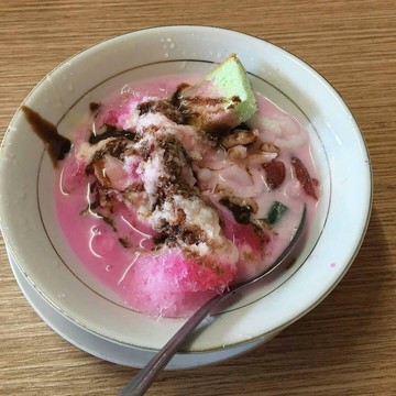 img-title Paling di Buru Saat Berbuka, Ini 5 Menu Makanan dari Sumatra Barat yang Wajib Kamu Coba!