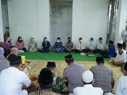 Pemkot Mojokerto Santuni Anak Yatim dan Beri Hibah Rp 75 Juta untuk Musala