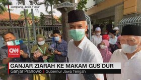 VIDEO: Safari Ramadan, Ganjar Pranowo Ziarah ke Makam Gus Dur