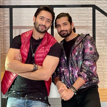 Kunjungi Indonesia, 8 Potret Shaheer Sheikh Mantan Pacar Ayu Ting Ting