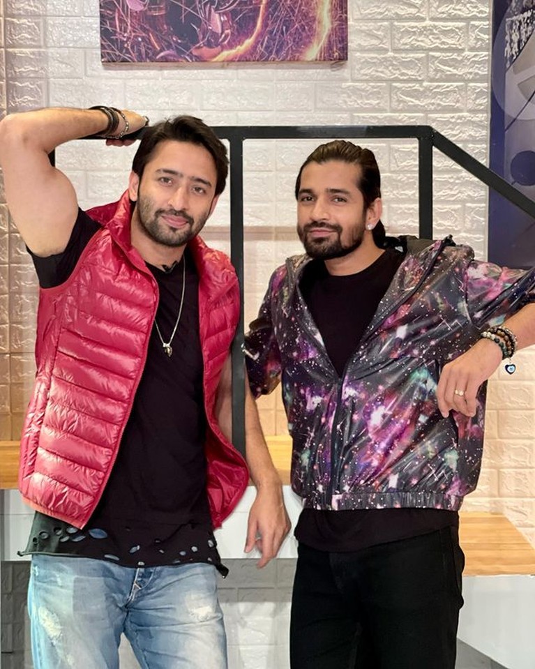 Shaheer Sheikh Penampilan Shaheer Sheikh datang ke Indonesia