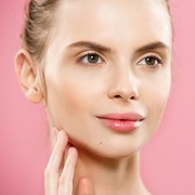 Usai Tarawih, Pakai Rangkaian Skincare Malam Ini Biar Besok Glowing!