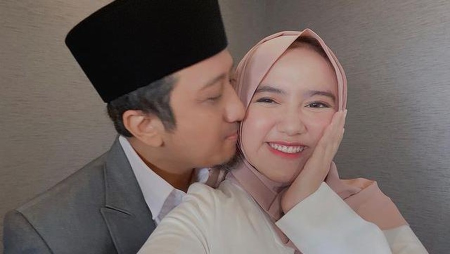 Wirda Mansur Wirda Mansur