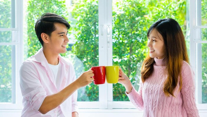 Eits, Jangan Baper Dulu! Meski Terlihat Ramah, Biasanya 4 Zodiak Ini Cuma Anggap Kamu Teman Saja! Eits, Jangan Baper Dulu! Meski Terlihat Ramah, Biasanya 4 Zodiak Ini Cuma Anggap Kamu Teman Saja!