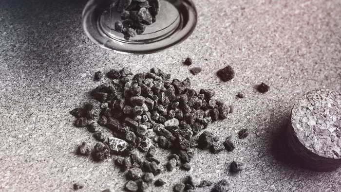 Tak Seperti di Indonesia, di Negara Ini Activated Charcoal Pada Makanan Sudah Dilarang Sejak 2018, Kenapa?