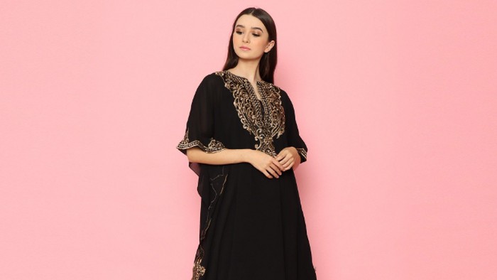 Sering Dijadikan Baju Lebaran, Ini Sejarah Kaftan! Ternyata Dulu Hanya Dipakai Bangsawan