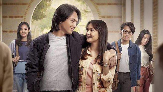 Problem asmara CLBK kerap dijadikan sebagai ide cerita dalam film bergenre drama romantis. Berikut rekomendasi film Indonesia tentang CLBK.