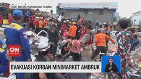 VIDEO: Evakuasi Korban Minimarket Ambruk