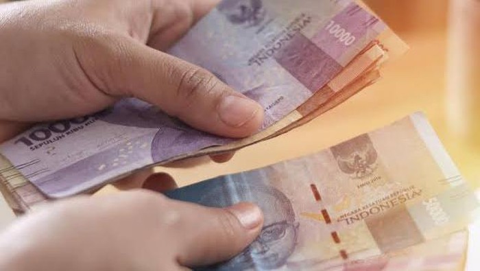 Butuh Uang Pecahan Kecil? Sebaiknya Pikir Berkali-kali Untuk Gunakan Jasa Tukar Uang Baru di Pinggir Jalan, Beauties